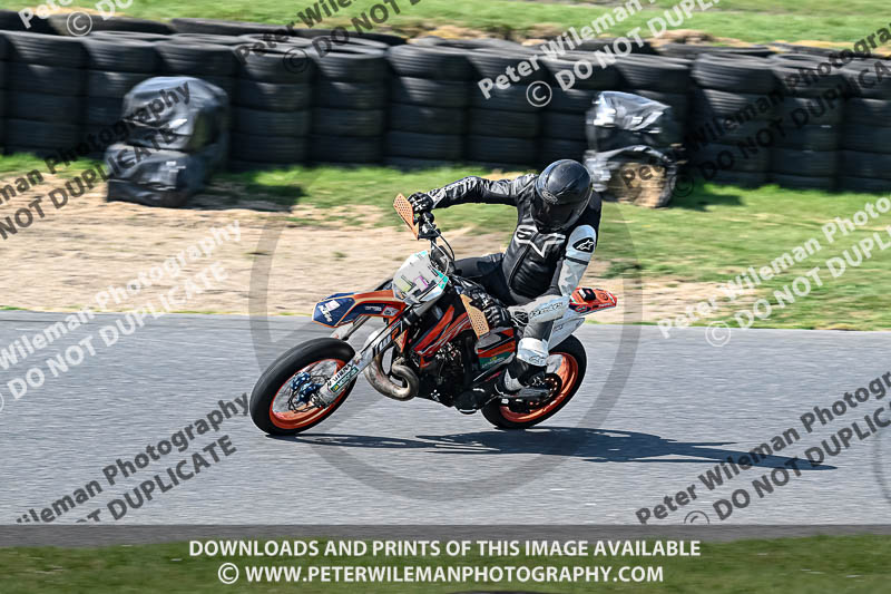enduro digital images;event digital images;eventdigitalimages;lydden hill;lydden no limits trackday;lydden photographs;lydden trackday photographs;no limits trackdays;peter wileman photography;racing digital images;trackday digital images;trackday photos